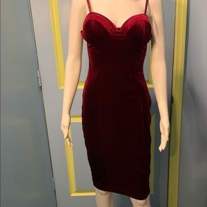 VDay ❤️ Red Velvet Dress